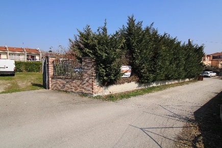 Foto Terreno edificabile in via beppe fenoglio, Canale Centro in vendita