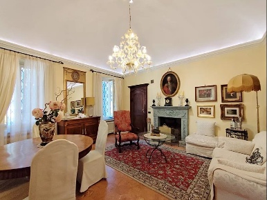 Foto Villa unifamiliare a Vesime con 15 locali in vendita