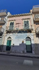 Foto Appartamento in Via Archimede, Floridia con 4 locali in vendita
