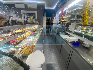 Foto Negozio in VIA VANVITELLI, Siracusa Bosco Minniti con 2 locali