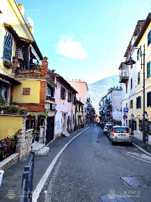 Foto Locale commerciale in Via Roma 2, Palombara Sabina Centro con 1 locali