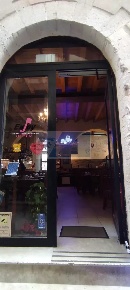 Foto Negozio in Via Gemmellaro, Siracusa Ortigia con 1 locali in vendita