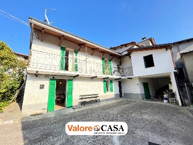 Foto Appartamento a Spigno Monferrato con 6 locali in vendita