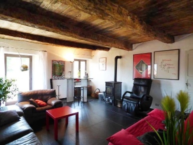 Foto Rustico a Gorzegno con 12 locali in vendita