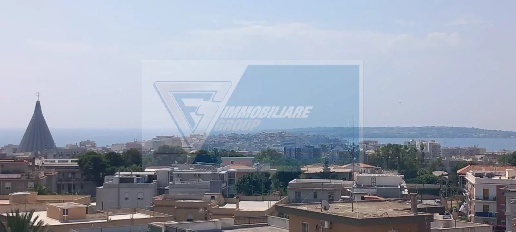 Foto Appartamento in Via Necropoli Grotticelle, Siracusa con 4 locali