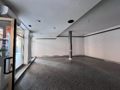 Foto Negozio a Acqui Terme Centro con 2 locali in affitto