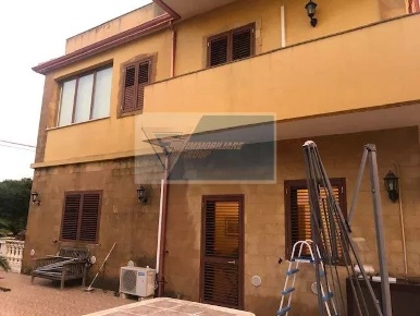 Foto Villa unifamiliare in Via Giovanni Giolitti, Melilli Città Giardino