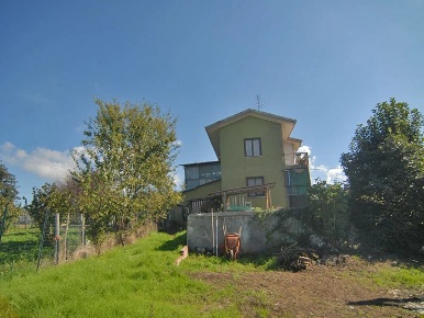 Foto Appartamento a Belvedere Langhe con 7 locali in vendita