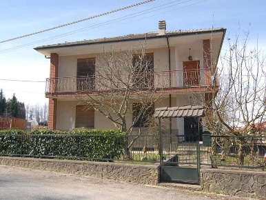 Foto Villa unifamiliare in Loc. Mellea, Bossolasco Centro con 8 locali