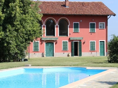 Foto Villa unifamiliare a Cellarengo Centro con 5 locali in vendita