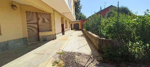 Foto Appartamento a Montà Centro con 10 locali in vendita