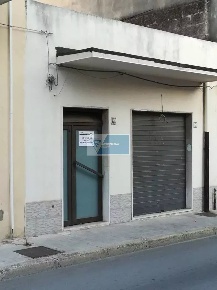 Foto Locale commerciale in VIA AGRO PRIOLESE, Priolo Gargallo con 2 locali