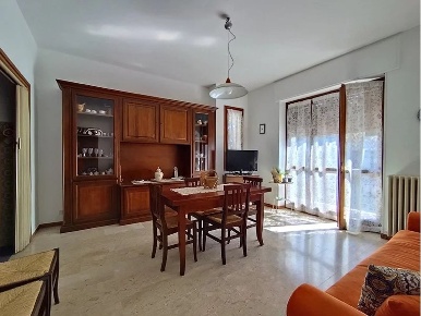 Foto Appartamento in VIA DIVISIONE CUNEENSE, Dogliani con 6 locali