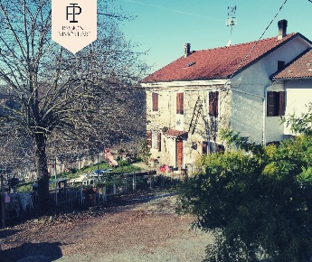 Foto Casa indipendente a Prasco con 6 locali in vendita