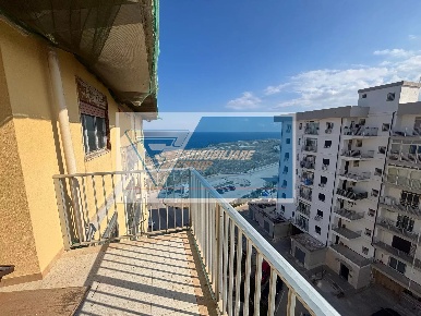 Foto Appartamento in Via Salvatore Nanna, Siracusa Mazzarrona con 3 locali