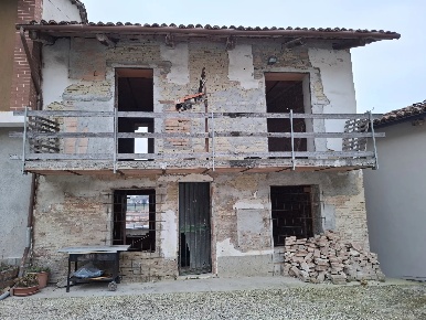 Foto Casa indipendente in Castellinaldo Via Roma, Castellinaldo d'Alba