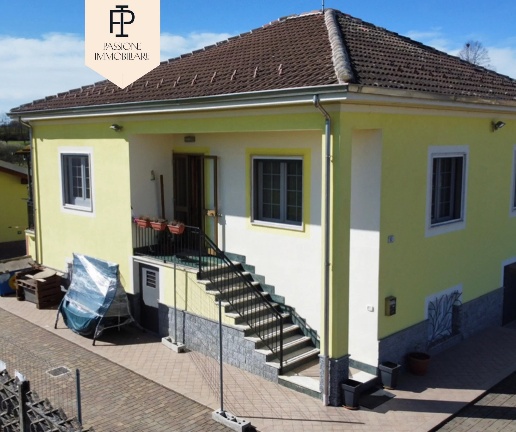 appartamento in vendita a Cassine in zona Gavonata