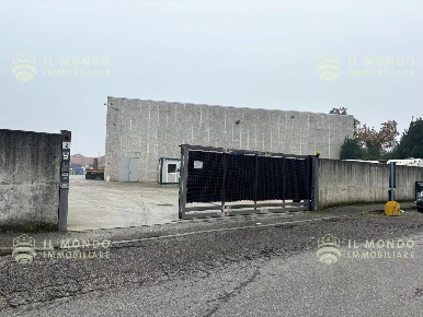 Foto Magazzino in Via Giuseppe Di Vittorio 29, Peschiera Borromeo
