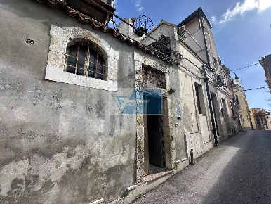 Foto Casa indipendente in Via Giovanni Aurispa, Noto Centro in vendita