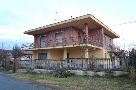 Foto Villa unifamiliare in Ferrere collina san defendente, Ferrere Centro