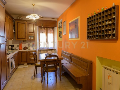 Foto Appartamento in Via delle Logge 54, Verona Montorio di 99 m²