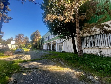 Foto Magazzino in Via Colombera 29, Solbiate Arno con 10 locali in vendita