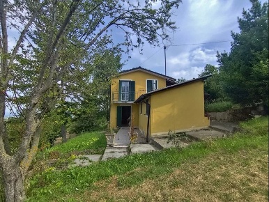 Foto Appartamento a Belvedere Langhe con 4 locali in vendita