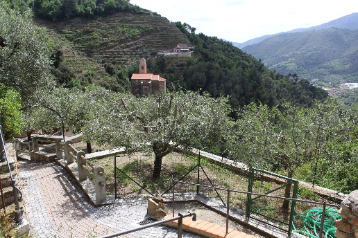 appartamento in vendita a Ventimiglia in zona Verrandi