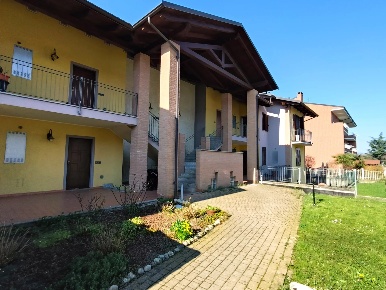 Foto Appartamento a Montà Centro con 4 locali in vendita