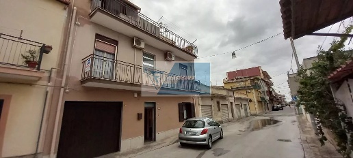 Foto Casa indipendente in Via Milano 19, Priolo Gargallo con 5 locali