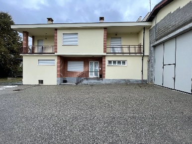 Foto Ufficio in Strada Statale 231 8, Monticello d'Alba Statale in affitto