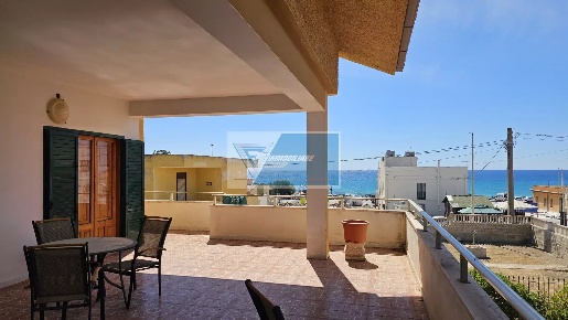 Foto Villa unifamiliare in Via C. di Martino, Noto Lido Di Noto in vendita