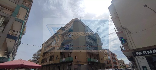 Foto Negozio in Via Filippo Juvara, Siracusa Tica - Zecchino con 4 locali