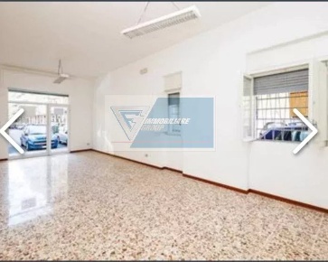 Foto Locale commerciale in Via Pietro Novelli, Siracusa Tica - Zecchino