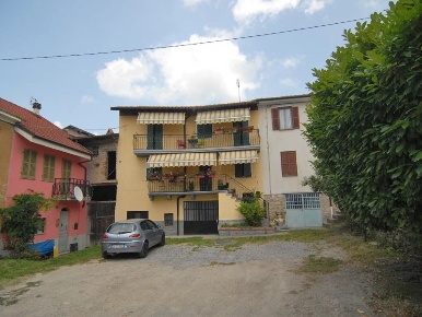 Foto Casa indipendente a Murazzano con 6 locali in vendita