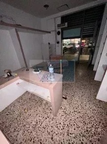Foto Negozio in Viale Tunisi 77, Siracusa Grottasanta - Tunisi con 1 locali