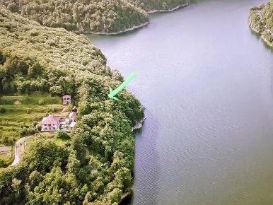 Foto Villa unifamiliare a Osiglia Centro con 13 locali in vendita