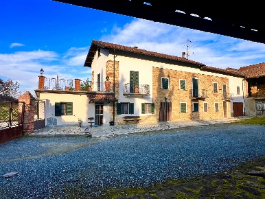 Foto Casa indipendente a Strevi con 6 locali in vendita