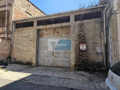 Foto Magazzino in Via Amerigo Vespucci 10, Priolo Gargallo con 1 locali