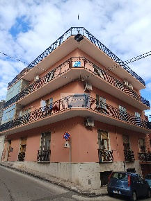 Foto Appartamento in Via Rattazzi, Solarino con 4 locali in vendita