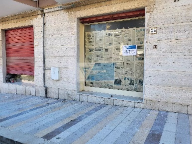 Foto Locale commerciale in VIALE ANNUNZIATA, Priolo Gargallo con 2 locali