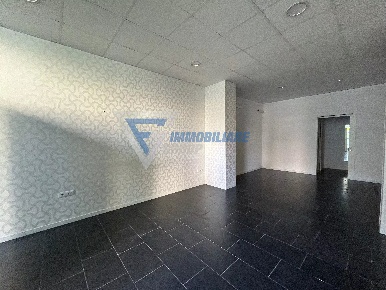 Foto Locale commerciale in Largo Dicone, Siracusa Tica - Zecchino