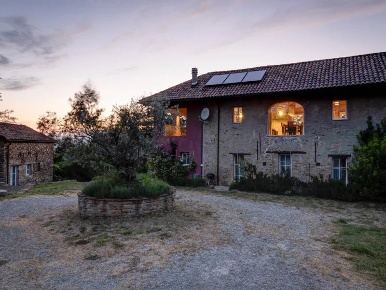 Foto Appartamento a Cortemilia con 6 locali in vendita