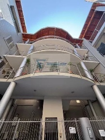 Foto Appartamento in Via Palestro, Priolo Gargallo con 6 locali in vendita