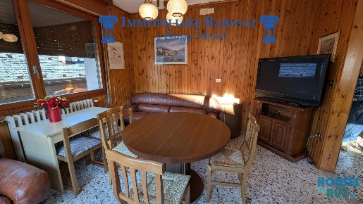 Foto Appartamento in Via Tonale 27, Aprica con 3 locali in vendita