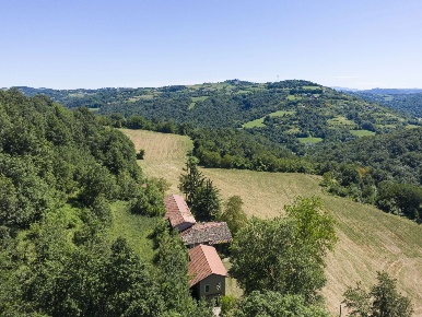 Foto Cessione attività a Murazzano con 12 locali in vendita