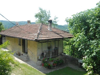 Foto Rustico a Bosia con 9 locali in vendita