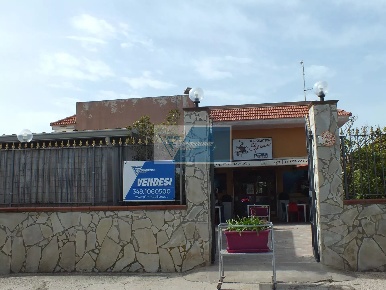 Foto Attività commerciale a Siracusa Plemmirio in vendita