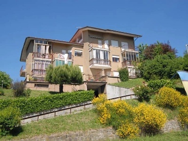 Foto Appartamento a Bossolasco Centro con 3 locali in vendita