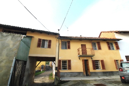 Foto Casa indipendente a Tigliole con 5 locali in vendita